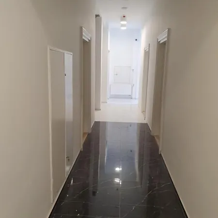Plac Bohaterow Getta With Balcony Apartment
